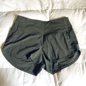 Lululemon Speed Up Short *2.5”